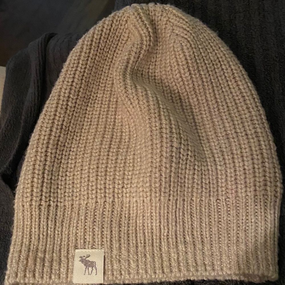 Abercrombie Kids Tan Camel Sweater Knit Hat, LN